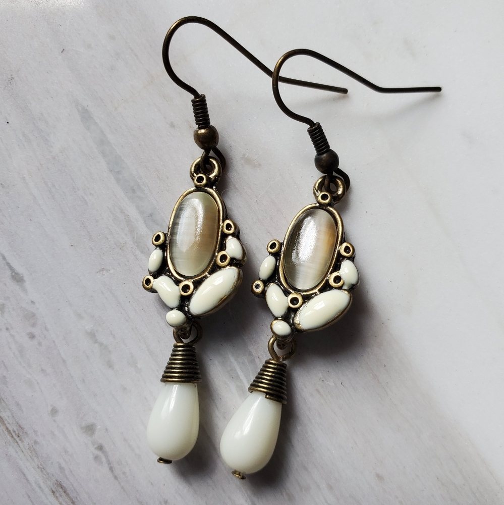 Chic hang earrings